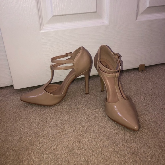 NUDE HEELS - Picture 2 of 5